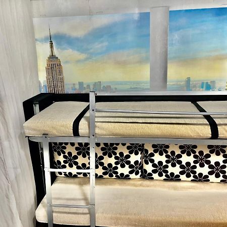 Triana In Hotel 24H Sewilla Zewnętrze zdjęcie