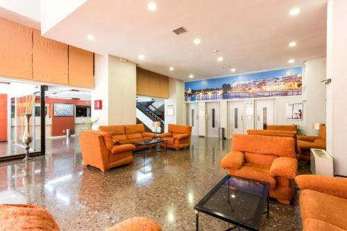 Triana In Hotel 24H Sewilla Zewnętrze zdjęcie
