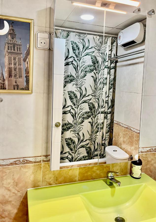 Triana In Hotel 24H Sewilla Zewnętrze zdjęcie