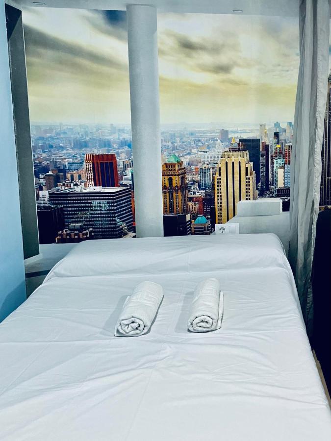 Triana In Hotel 24H Sewilla Zewnętrze zdjęcie